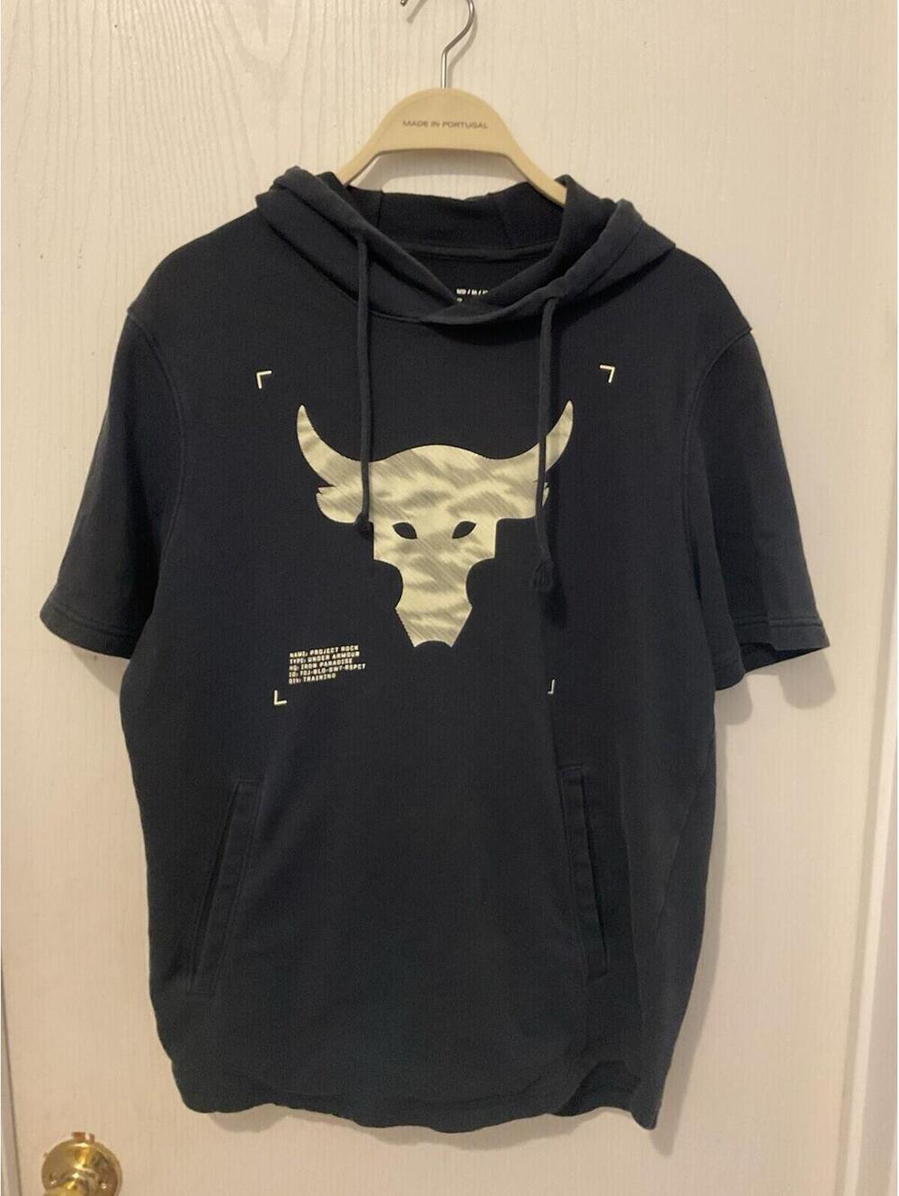 Under Armour Project Rock Black Terry Short Sleeve Hoodie Medium Bull